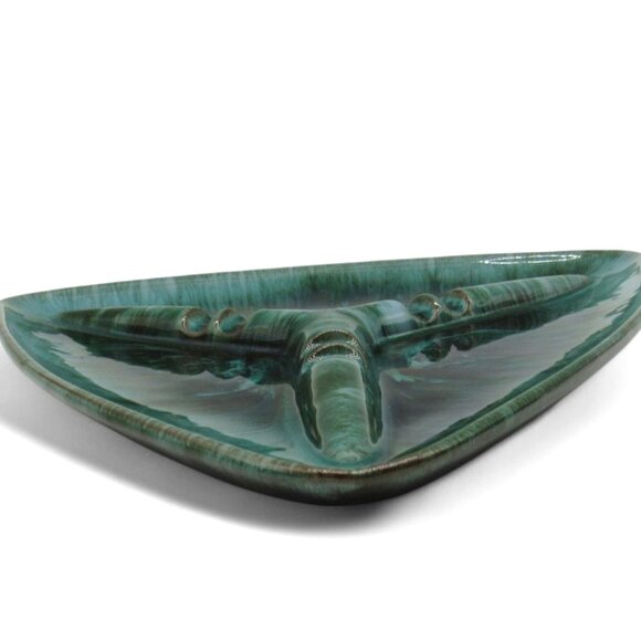 BLUE MOUNTAIN Pottery Green Triangular Ceramic Divided Ashtray 13 Inches - Picture 5 of 10